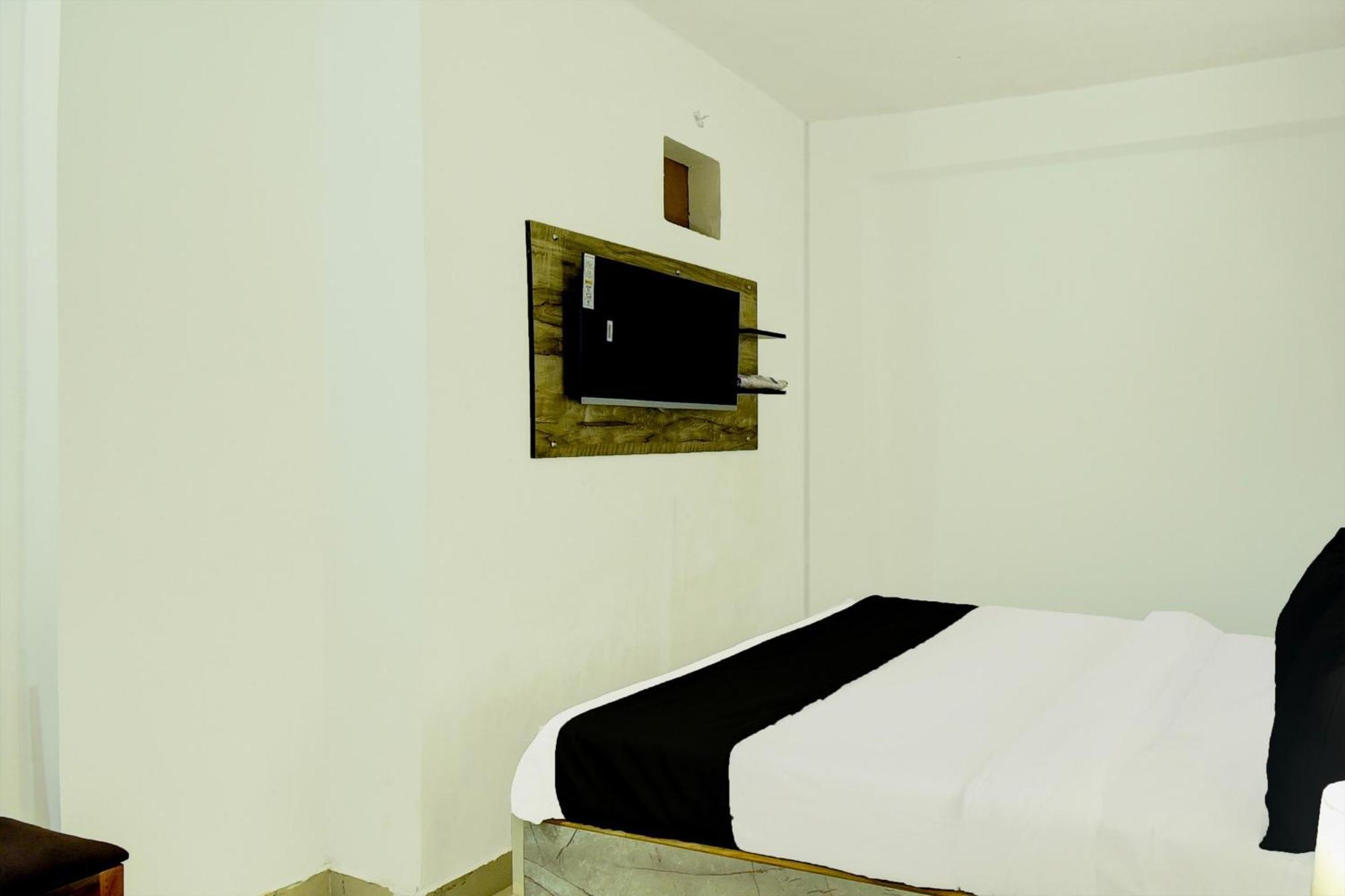 Hotel Super O The Moon Rover 3*